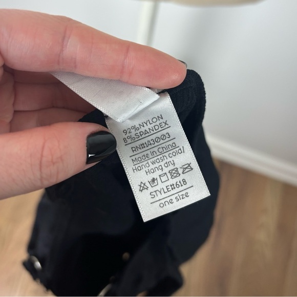 Dynamic Seamless Apparel Tank Top Ribbed Trendy OS - Picture 4 of 5